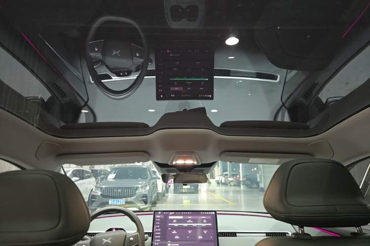 Used XPeng MONA M03 2024 620 with Ultra-Long Range Headliner