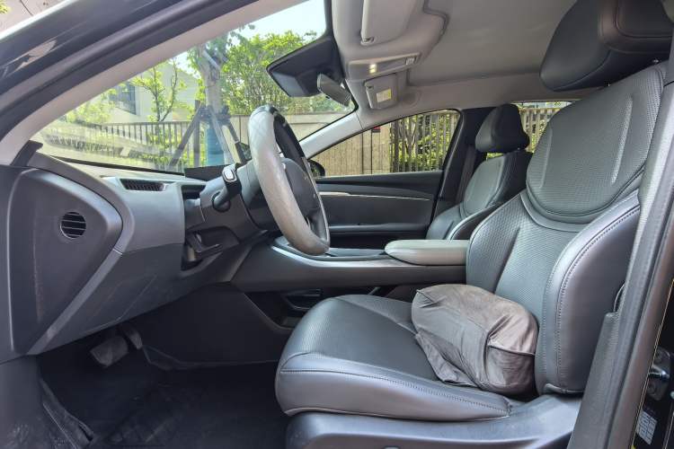 Used XPeng MONA M03 2024 620 with Ultra-Long Range Interior 1