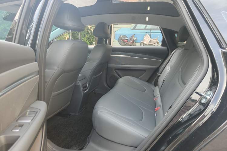 Used XPeng MONA M03 2024 620 with Ultra-Long Range Interior 1