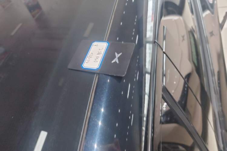 Used XPeng MONA M03 2024 620 with Ultra-Long Range Interior 1