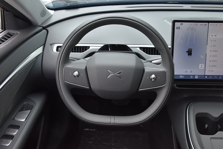 Used XPeng MONA M03 2024 620 with Ultra-Long Range Interior 11