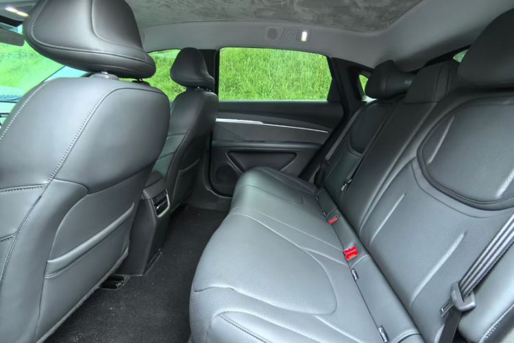 Used XPeng MONA M03 2024 620 with Ultra-Long Range Interior 2