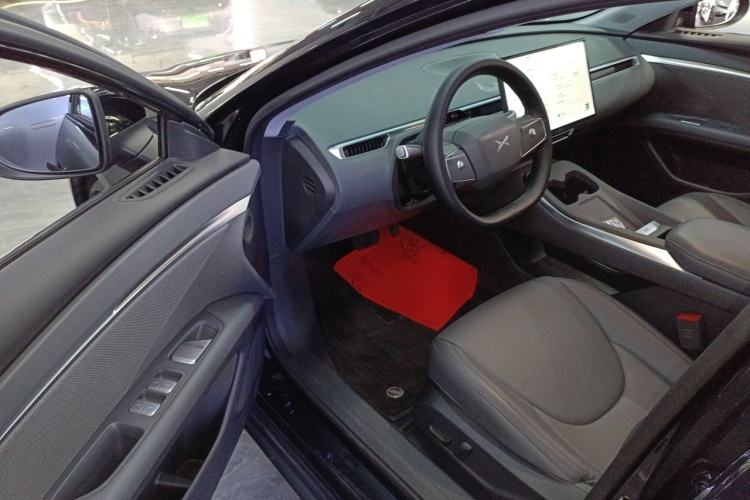 Used XPeng MONA M03 2024 515 Long-Range Interior 3