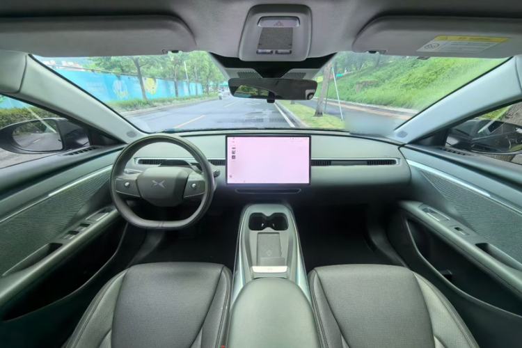 Used XPeng MONA M03 2024 620 with Ultra-Long Range Interior 3