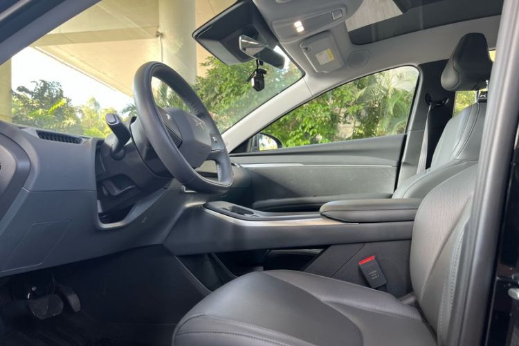 Used XPeng MONA M03 2024 620 with Ultra-Long Range Interior 4