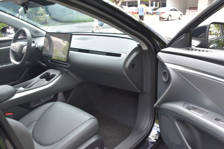 Used XPeng MONA M03 2024 620 with Ultra-Long Range Interior 8