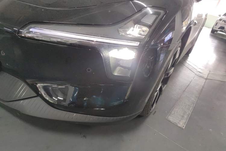 Used XPeng MONA M03 2024 620 with Ultra-Long Range Left Front Headlight