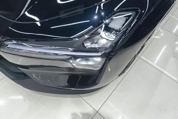 Used XPeng MONA M03 2024 620 with Ultra-Long Range Left Front Headlight