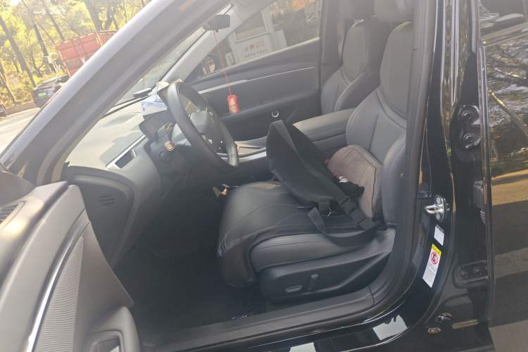 Used XPeng MONA M03 2024 515 Long-Range Left Front Seat