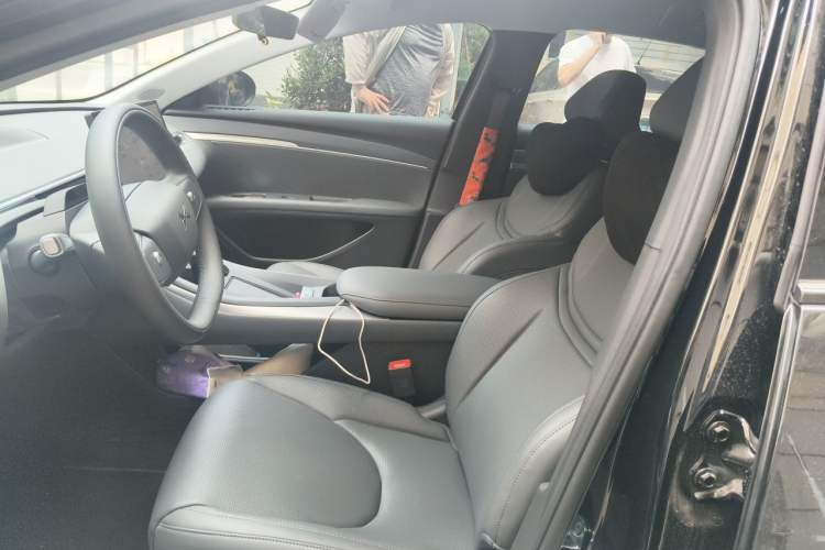 Used XPeng MONA M03 2024 620 with Ultra-Long Range Left Front Seat