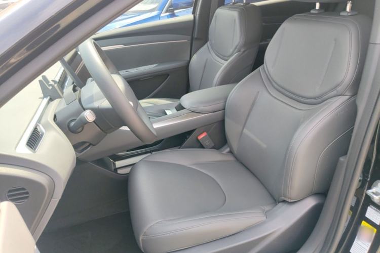 Used XPeng MONA M03 2024 620 with Ultra-Long Range Left Front Seat