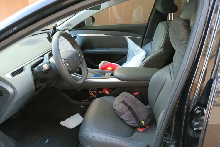 Used XPeng MONA M03 2024 620 with Ultra-Long Range Left Front Seat
