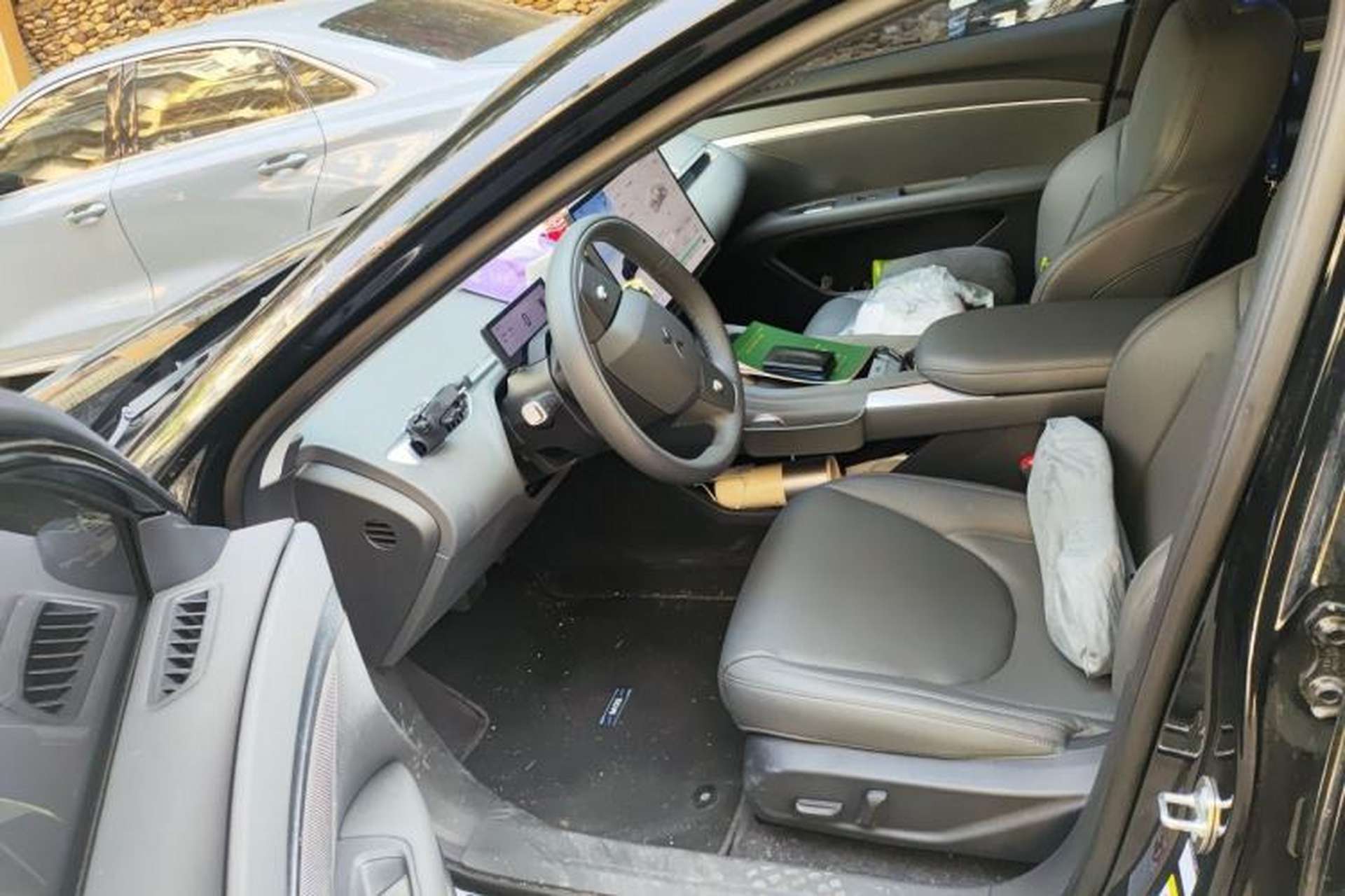 Used XPeng MONA M03 2024 620 with Ultra-Long Range Left Front Seat
