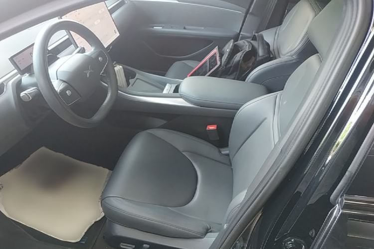 Used XPeng MONA M03 2024 620 with Ultra-Long Range Left Front Seat