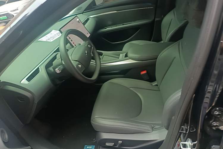 Used XPeng MONA M03 2024 580 with Ultra-Long Range Max Left Front Seat