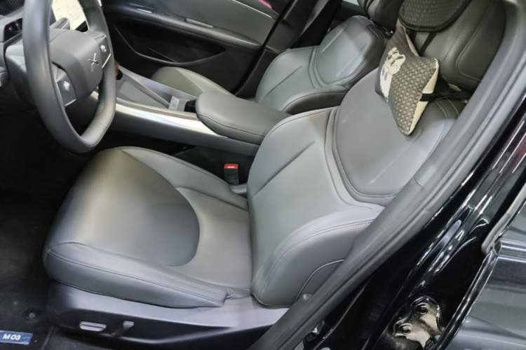 Used XPeng MONA M03 2024 620 with Ultra-Long Range Left Front Seat