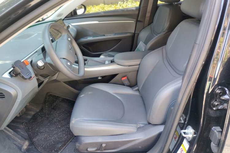 Used XPeng MONA M03 2024 620 with Ultra-Long Range Left Front Seat