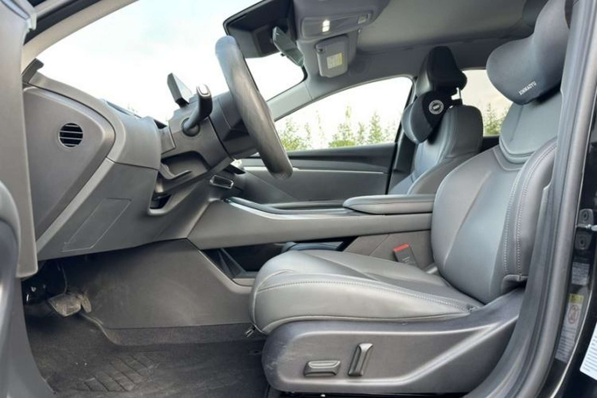 Used XPeng MONA M03 2024 620 with Ultra-Long Range Left Front Seat