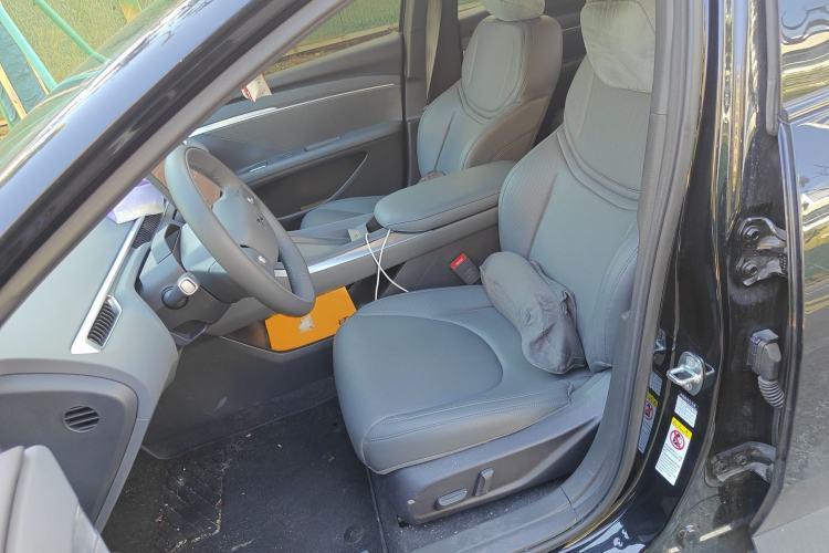 Used XPeng MONA M03 2024 620 with Ultra-Long Range Left Front Seat