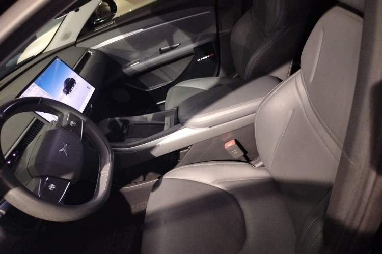 Used XPeng MONA M03 2024 620 with Ultra-Long Range Left Front Seat