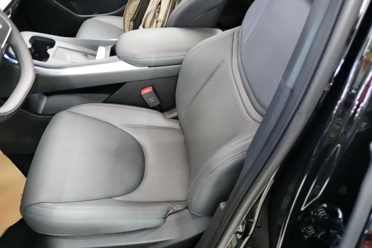 Used XPeng MONA M03 2024 620 with Ultra-Long Range Left Front Seat