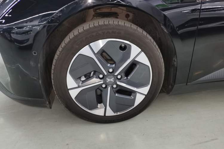 Used XPeng MONA M03 2024 515 Long-Range Left Front Wheel Hub