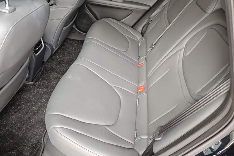 Used XPeng MONA M03 2024 620 with Ultra-Long Range Left Rear Seat