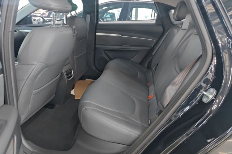 Used XPeng MONA M03 2024 620 with Ultra-Long Range Left Rear Seat