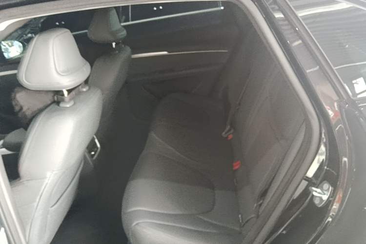 Used XPeng MONA M03 2024 620 with Ultra-Long Range Left Rear Seat