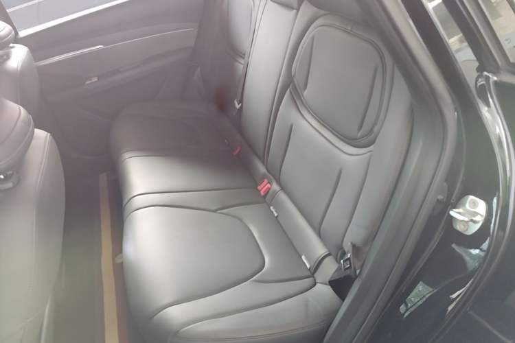 Used XPeng MONA M03 2024 620 with Ultra-Long Range Left Rear Seat