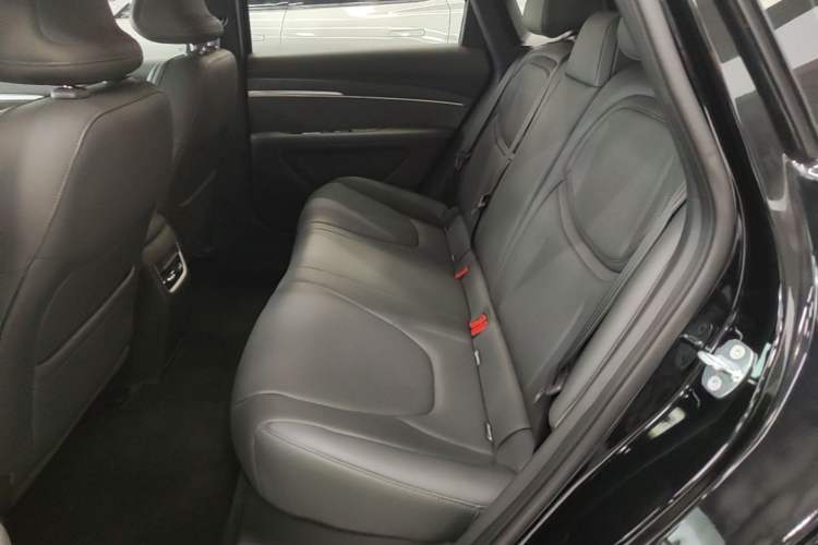 Used XPeng MONA M03 2024 620 with Ultra-Long Range Left Rear Seat