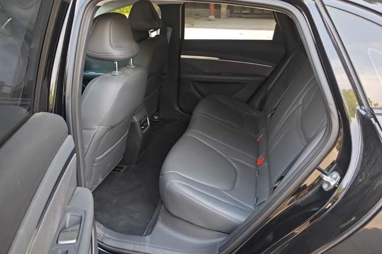 Used XPeng MONA M03 2024 620 with Ultra-Long Range Left Rear Seat