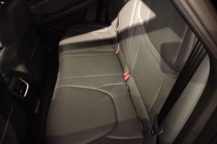 Used XPeng MONA M03 2024 620 with Ultra-Long Range Left Rear Seat