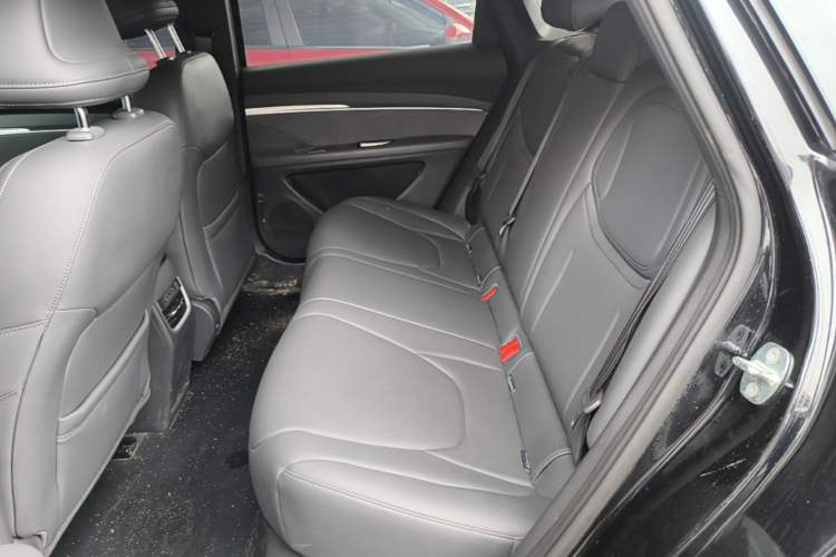 Used XPeng MONA M03 2024 620 with Ultra-Long Range Left Rear Seat