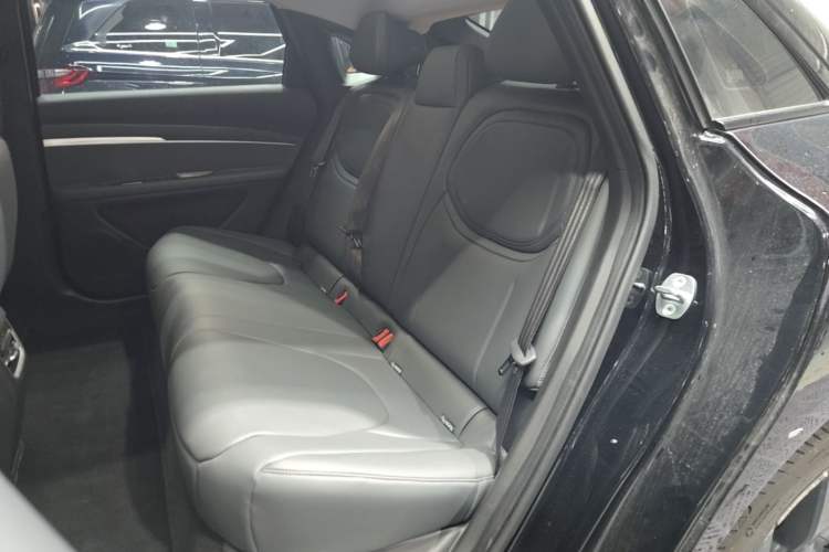 Used XPeng MONA M03 2024 620 with Ultra-Long Range Left Rear Seat
