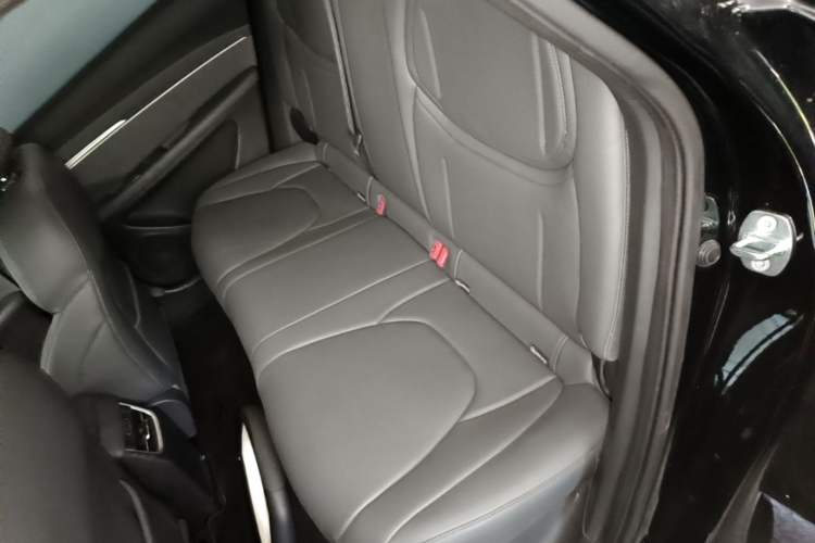 Used XPeng MONA M03 2024 620 with Ultra-Long Range Left Rear Seat