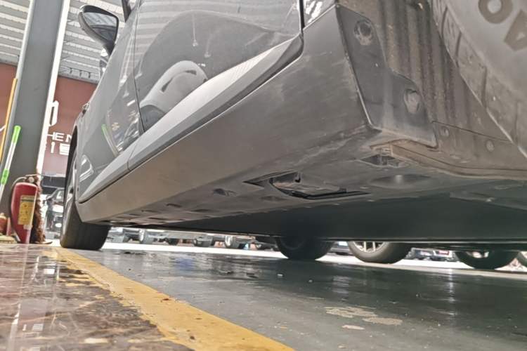 Used XPeng MONA M03 2024 515 Long-Range Left Side Sill