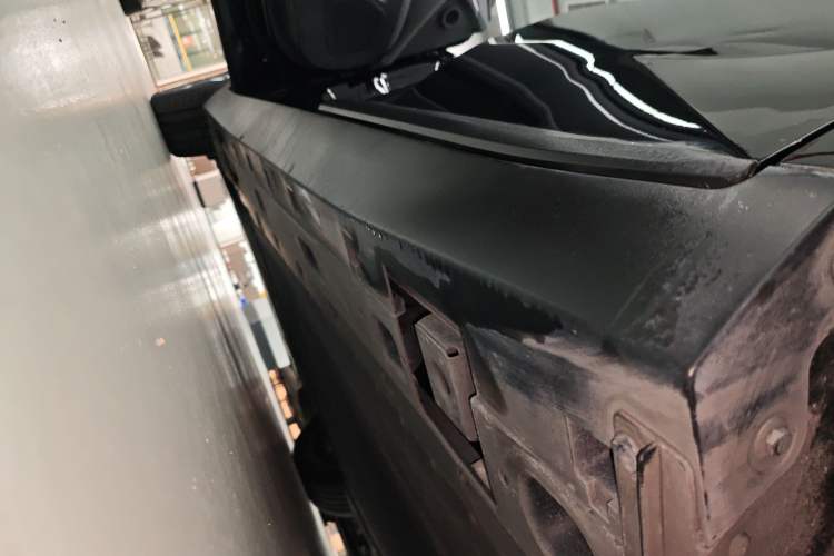 Used XPeng MONA M03 2024 515 Long-Range Left Side Sill