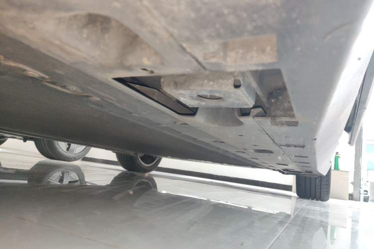 Used XPeng MONA M03 2024 620 with Ultra-Long Range Left Side Sill
