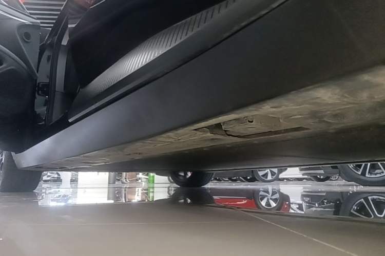 Used XPeng MONA M03 2024 620 with Ultra-Long Range Left Side Sill