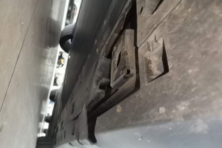 Used XPeng MONA M03 2024 515 Long-Range Left Side Sill