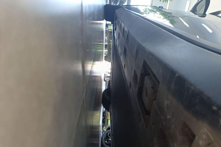 Used XPeng MONA M03 2024 515 Long-Range Left Side Sill