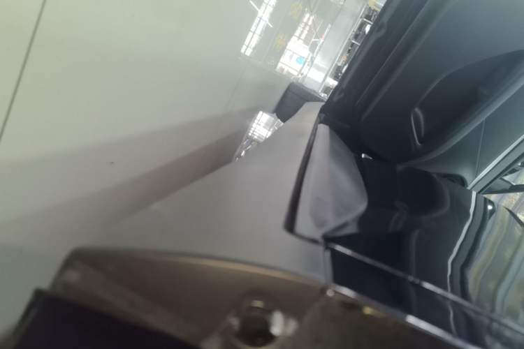 Used XPeng MONA M03 2024 620 with Ultra-Long Range Left Side Sill