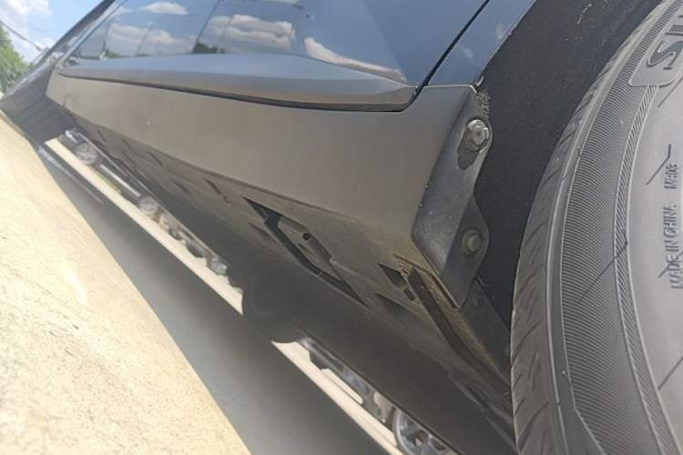 Used XPeng MONA M03 2024 515 Long-Range Left Side Sill