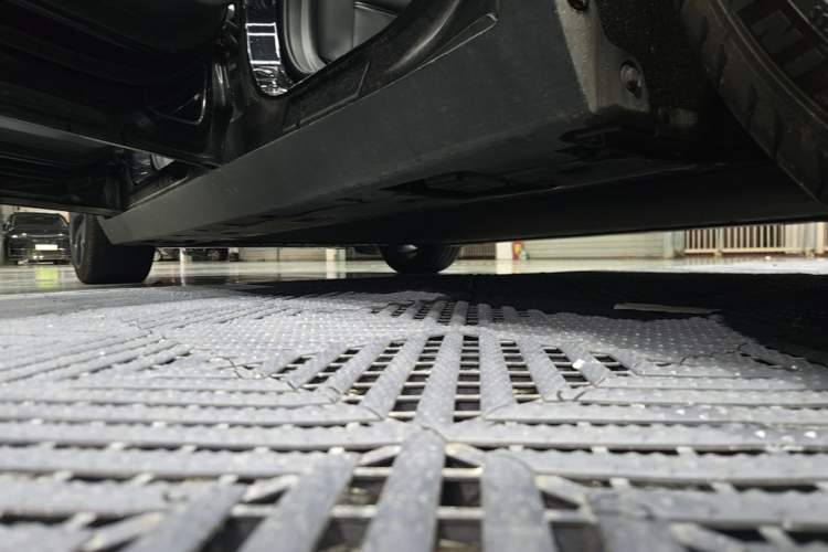Used XPeng MONA M03 2024 620 with Ultra-Long Range Left Side Sill