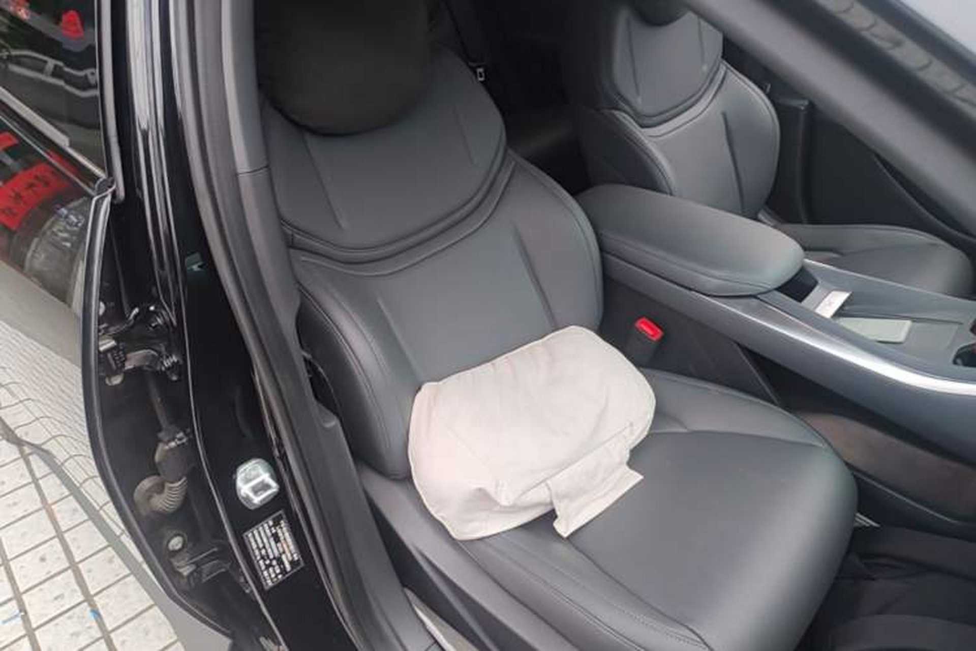 Used XPeng MONA M03 2024 620 with Ultra-Long Range Right Front Seat