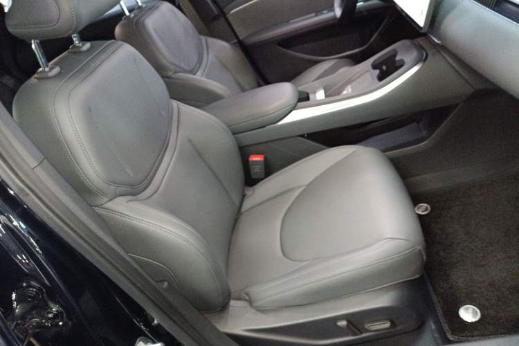 Used XPeng MONA M03 2024 515 Long-Range Right Front Seat
