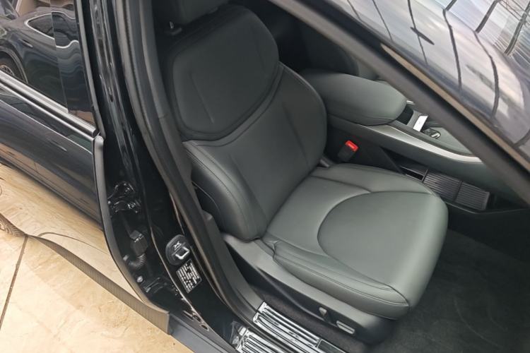 Used XPeng MONA M03 2024 515 Long-Range Right Front Seat