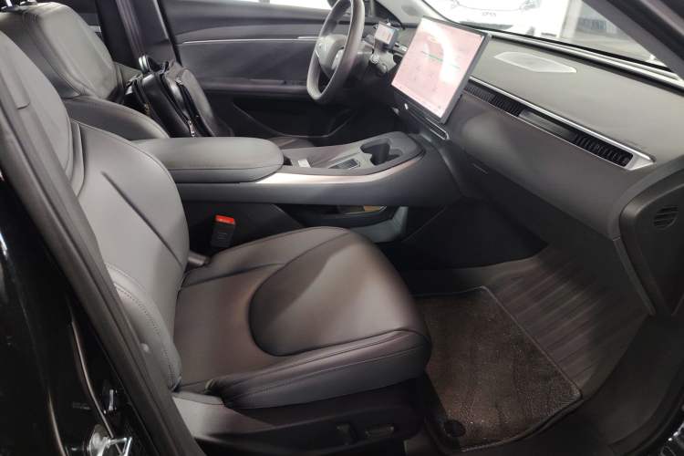 Used XPeng MONA M03 2024 515 Long-Range Right Front Seat