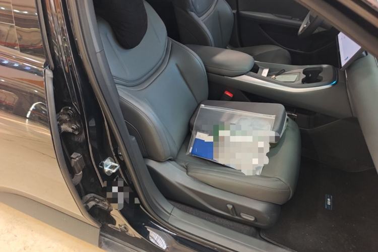 Used XPeng MONA M03 2024 620 with Ultra-Long Range Right Front Seat
